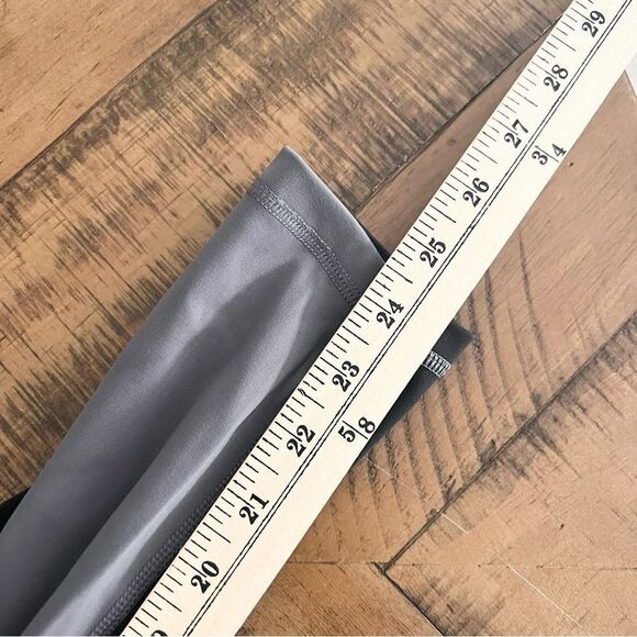 Athleta Stealth Trucool 7/8 Tight Black Leggings Perforated Size S - Picture 7 of 7